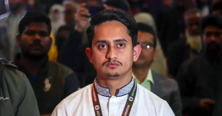 সম্পদ ৩৩ লাখ, দেখালেন ১০ লাখ: ভোটের আগেই বিতর্কে এনসিপি নেতা সারজিস আলম!